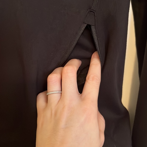 {Nike} Women’s Training Jacket - Picture 4 of 7